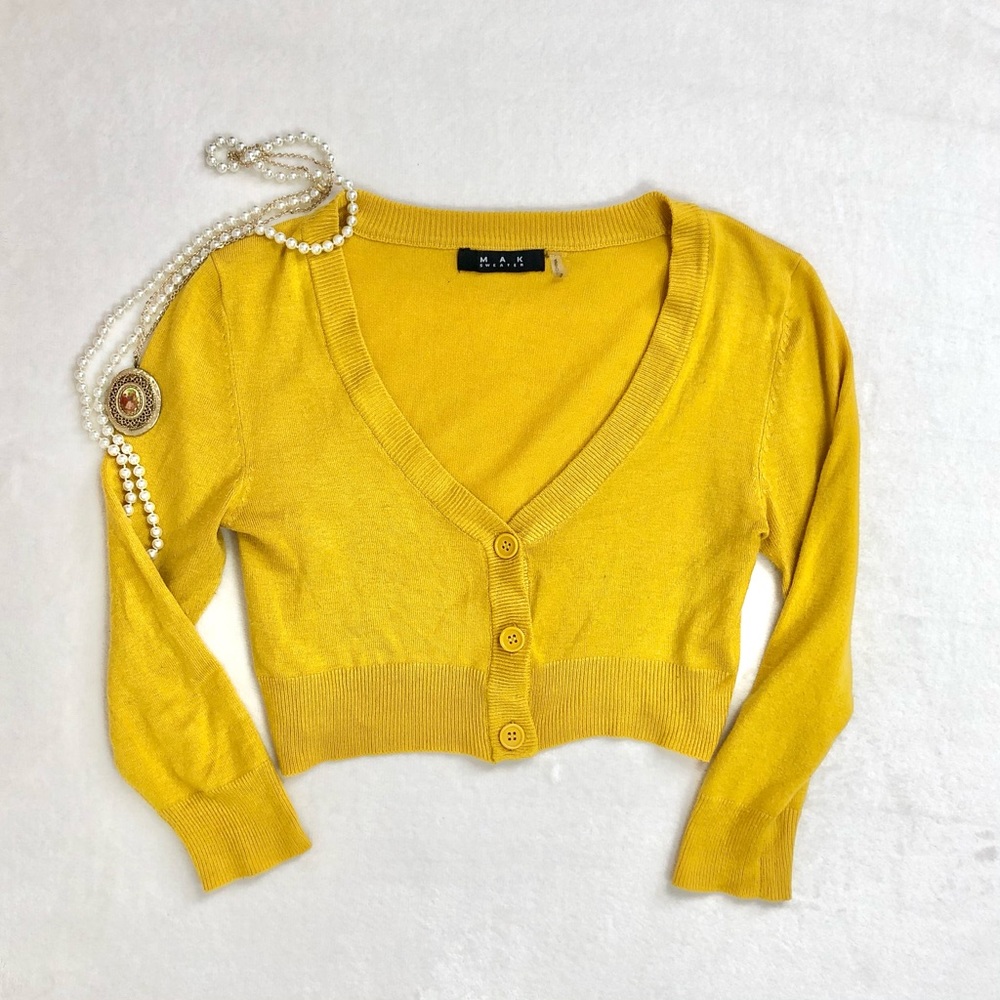 2000s mustard yellow button up cropped cardigan